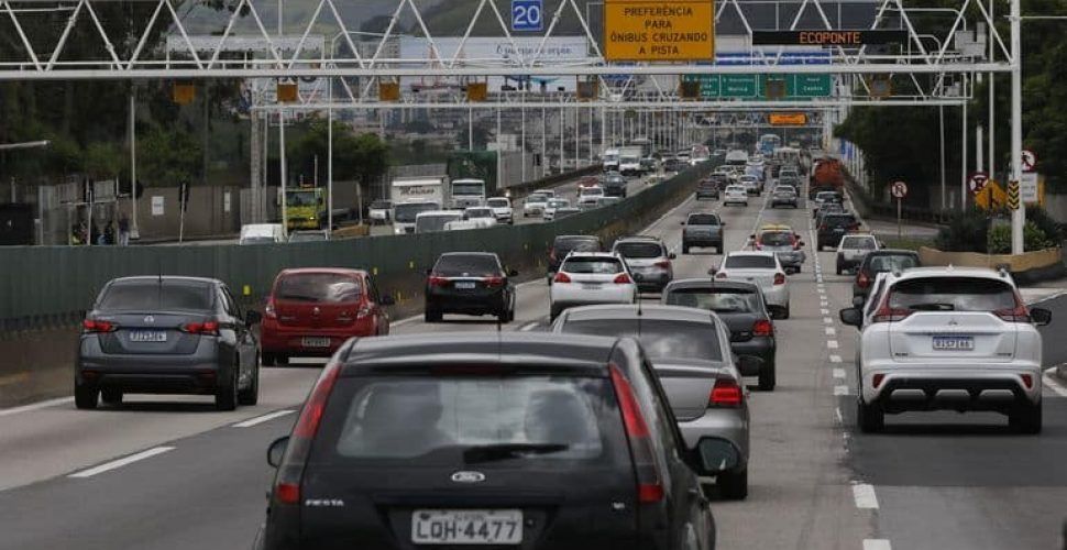 Milhões de veículos devem passar pela Ponte Rio-Niterói