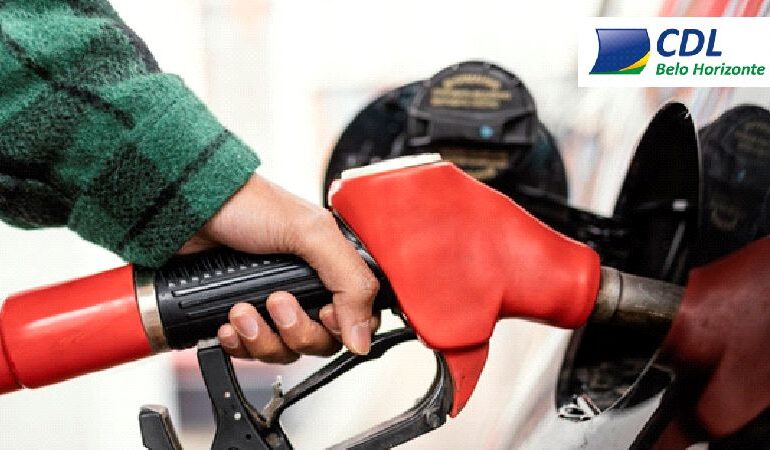 Gasolina sem imposto a R$ 3,82 o litro na capital mineira
