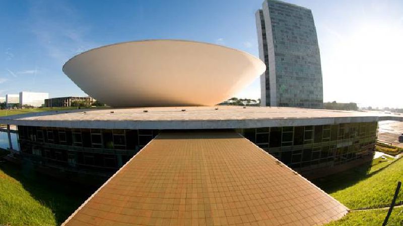 Votação Urgente para Aumento do Número de Deputados Federais