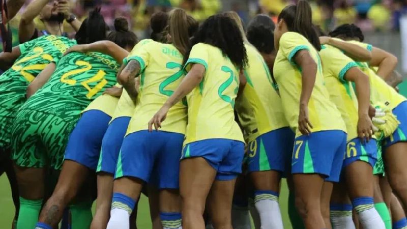 Sicoob reforça apoio ao esporte feminino