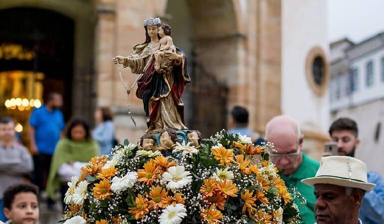 Dia de Nossa Senhora do Rosário