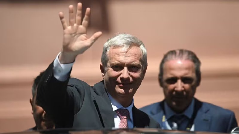 Kast defende ‘corredor de devolução’ de imigrantes