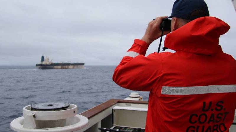 EUA apreendem mais 2 petroleiros