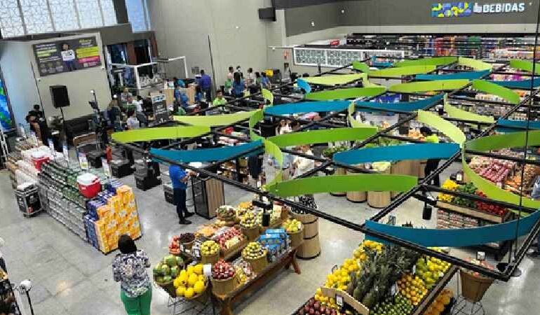 Prezunic oferece 60 vagas de emprego para pessoas 50+