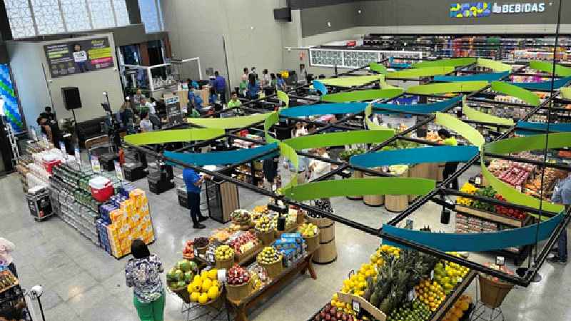 Prezunic oferece 60 vagas de emprego para pessoas 50+